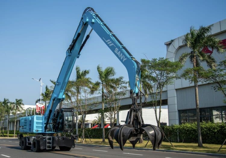 The SANY SMHW40E-02 material handler. Image: CEA